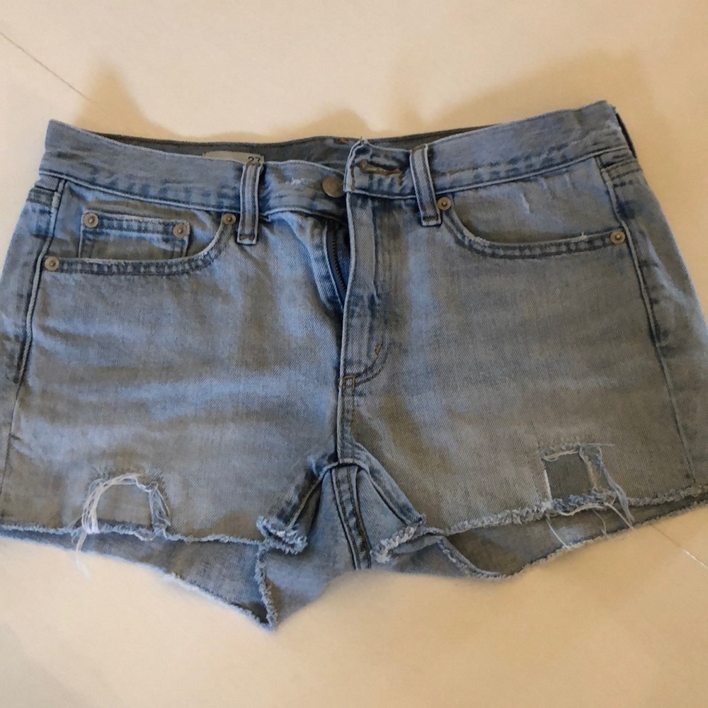 Gap light jean shorts
